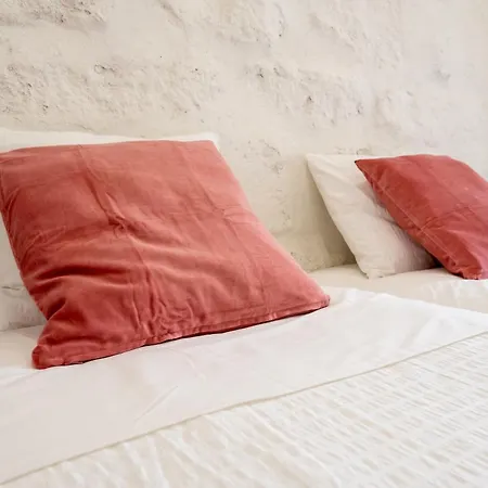 Entire House With 4 Master Suites, Hot Tub & Backyard - Location Semesterbostad Vila Nova de Gaia