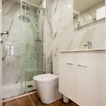 Tatil Evi Entire House With 4 Master Suites, Hot Tub & Backyard - Location *
