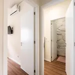 別荘 Entire House With 4 Master Suites, Hot Tub & Backyard - Location