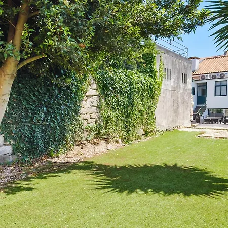Entire House With 4 Master & Backyard - Location * Vila Nova de Gaia