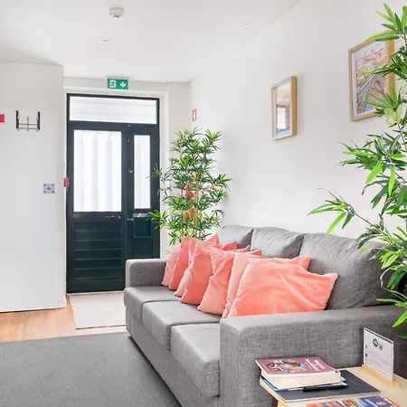 別荘 Entire House With 4 Master Suites, Hot Tub & Backyard - Location