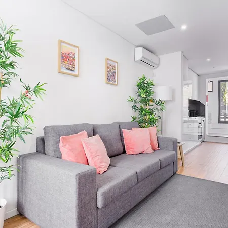 بيت للعطل Entire House With 4 Master Suites, Hot Tub & Backyard - Location