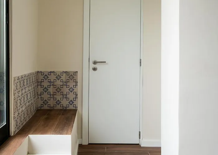 Entire House With 4 Master Suites, Hot Tub & Backyard - Location Tatil Evi Vila Nova de Gaia